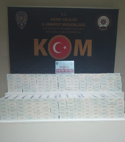 Yolcu minibüsünde kaçak sigara ele geçirildi