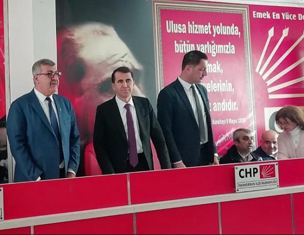 İskenderun Belediyesine CHP bayrağını dikeceğiz