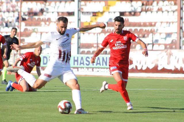 Vali Doğan Kırıkhandan gelen öğrencileri kabul etti