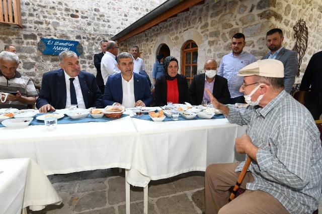 Vali Ata Hatay Kadın Girişimciler Derneğini kabul etti