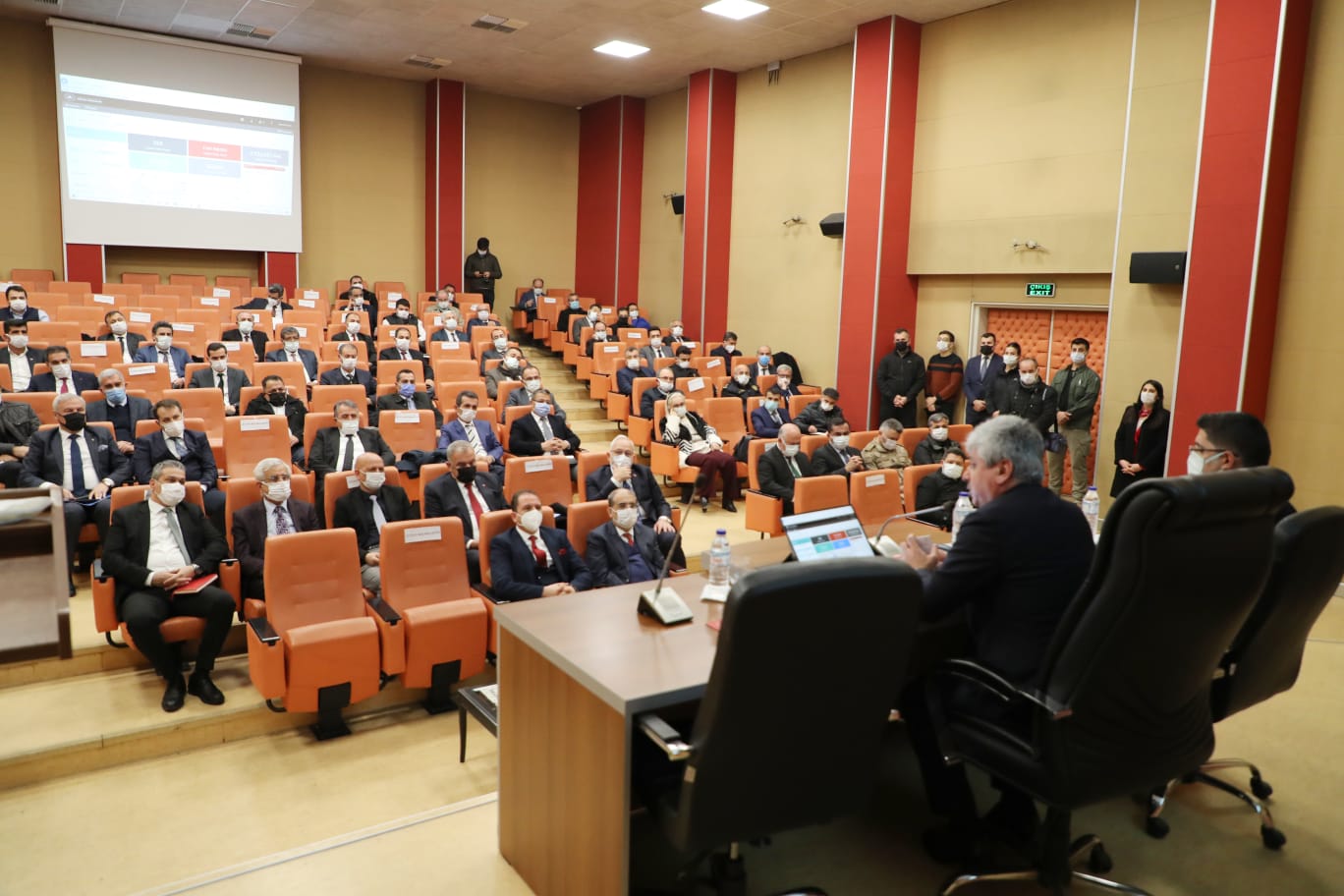 Yeni meskenler için atık su hattı