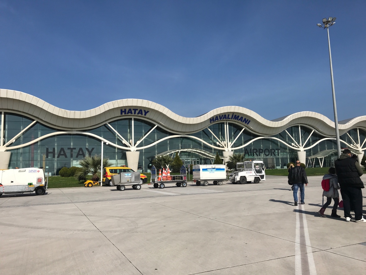 Hatay Havaalanı geçen yıl 896 bin yolcuya hizmet verdi