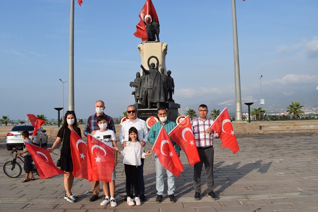 İskenderun da Cumhuriyet Bayramı coşkusu yaşandı