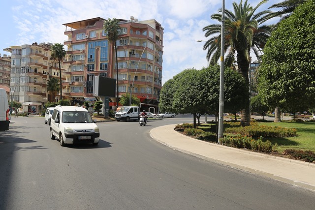 Vali Ürgen Alanı ile Kavaslı Katlı Kavşağı arası trafiğe açıldı