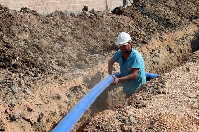 İçmesuyu olmayan bölgeye yeni şebeke bağlandı