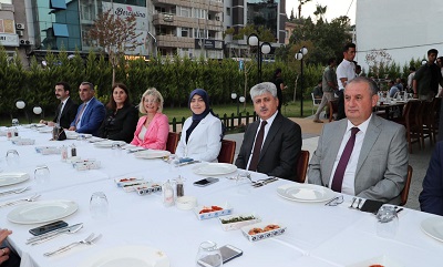 Vali Doğan'dan tayini çıkan mülki idare amirlerine veda yemeği