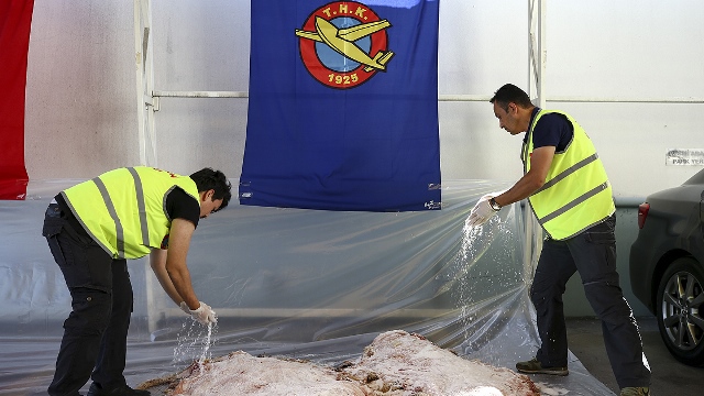 Türk Hava Kurumu kurban derilerini bekliyor