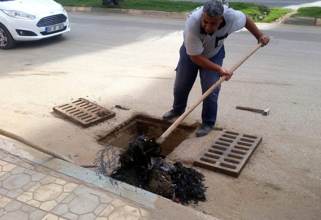 Yağmursuyu hatları ve ızgaraları yenileniyor