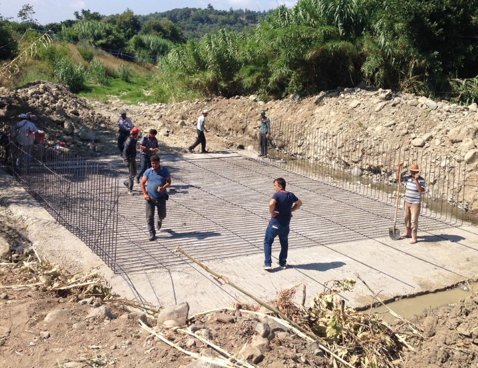 Toygarlı deresindeki tıkanıklık gideriliyor