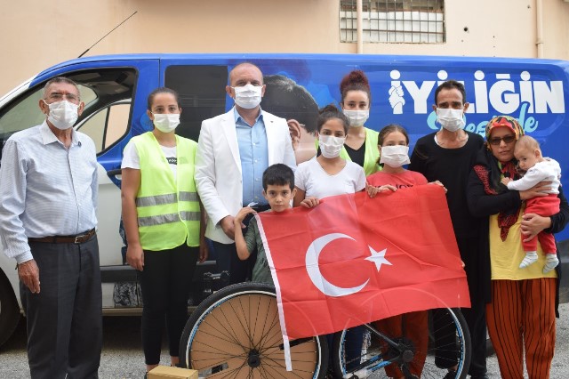 Başkan savaş çocukları sevindirdi