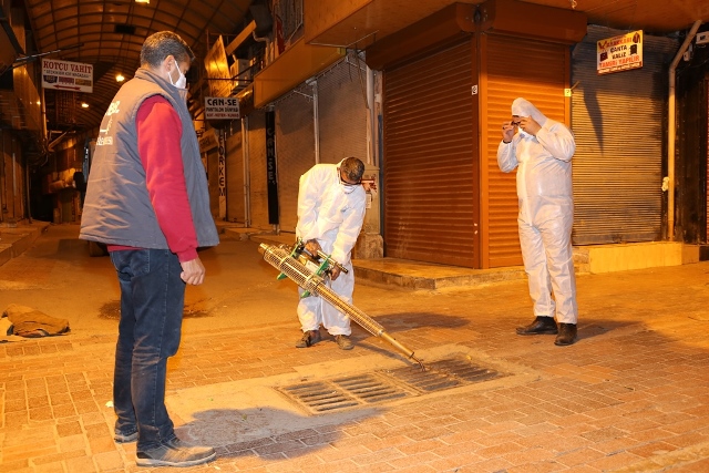 Havaya zehir sıkarak haşereyle mücadele edemezsiniz