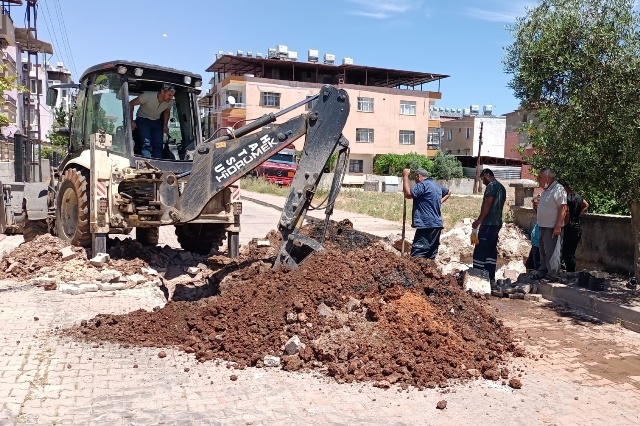 Kırıkhan da çöken kanal hattı yenilendi