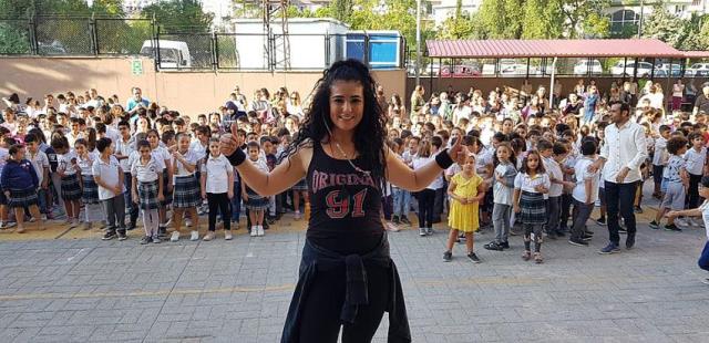 Zumba dansıyla derse başladılar