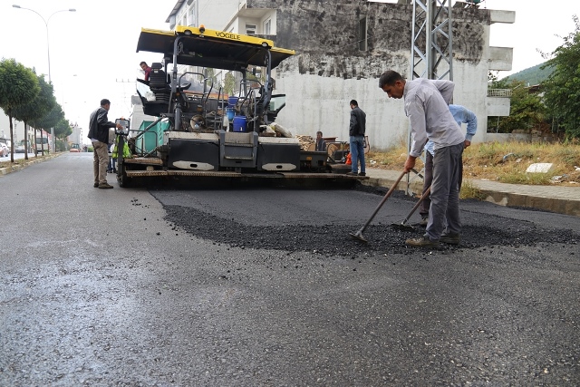 MKÜ Kampüs yoluna beton asfalt