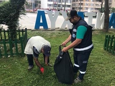 Antakya Belediyesi park ve yeşil alanların bakımını yapıyor