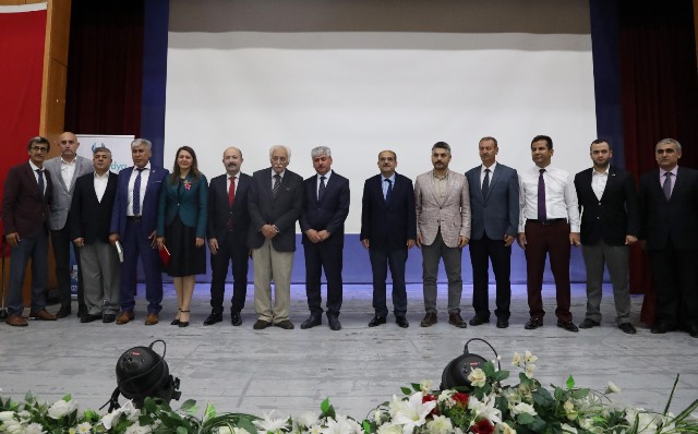 Edebiyatın duayenlerinden Yavuz Bülent Bakiler Hatay da