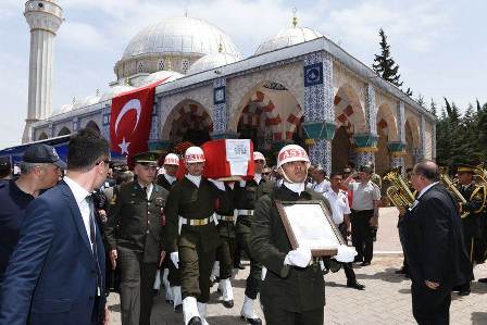 ŞEHİT SON YOLCUĞA UĞURLANDI