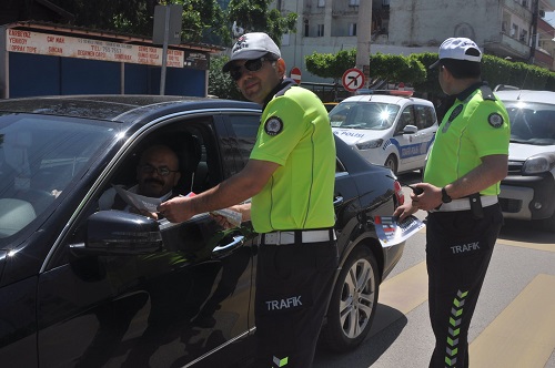 Trafik Haftasında Emniyet Kemeri Uyarısı