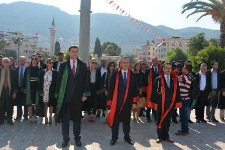 Hukuk düzeninin esas alındığı bir yıl olsun